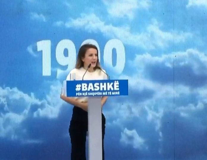 Rudina Hajdari: Lë mandatin për studentët