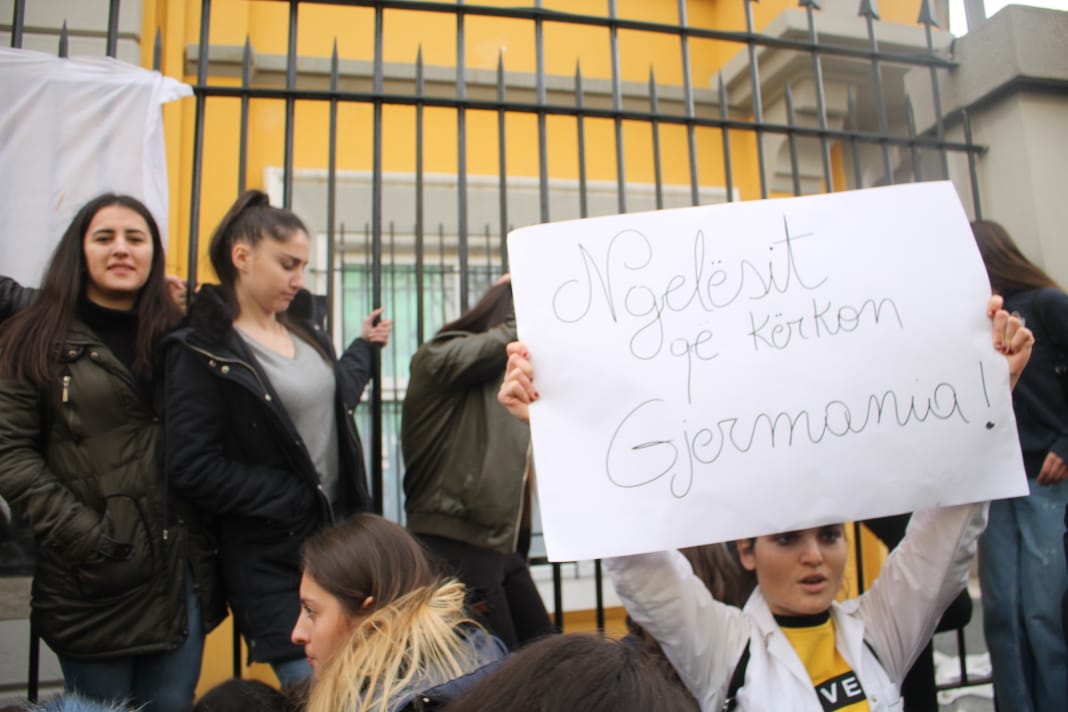 Protesta e studentëve, reagon Meta: Të adresohen shqetësimet e tyre