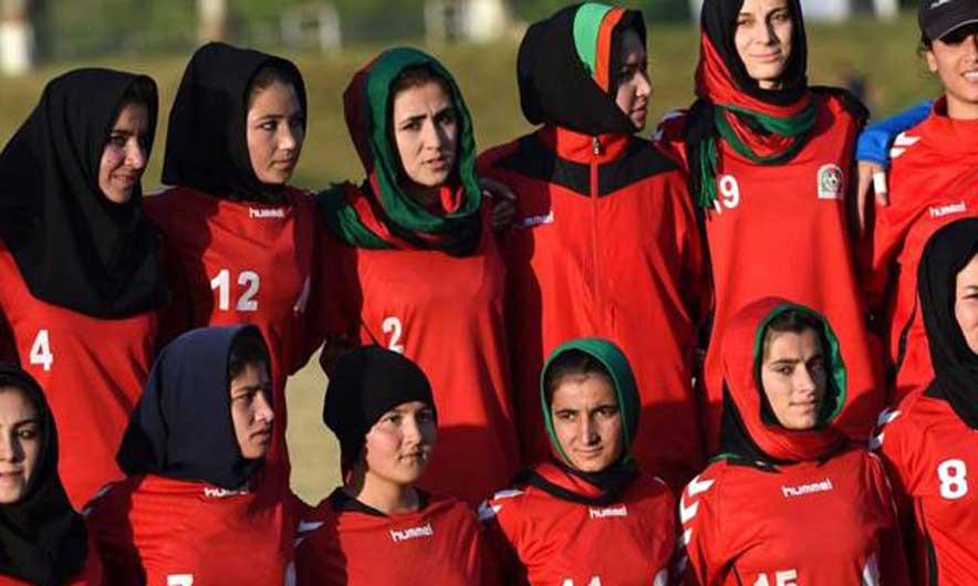 Tronditet futbolli i femrave në Afganistan, ngacmim dhe abuzime seksuale