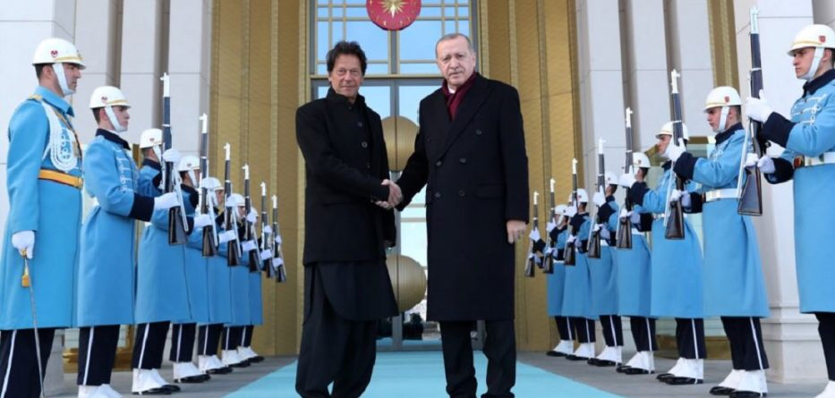 Turqia organizon takim trepalësh për paqe në Afganistan