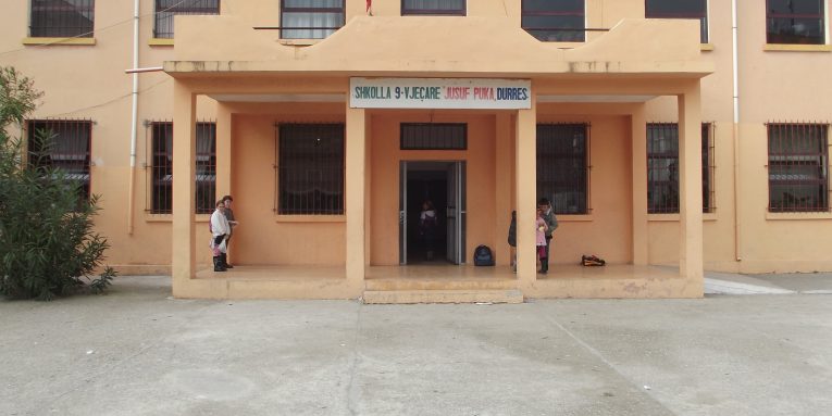 “Jusuf Puka”/ Reagon bashkia e Durrësit: Pse u transferuan nxënësit dhe kur pritet të nisë rikonstruksioni