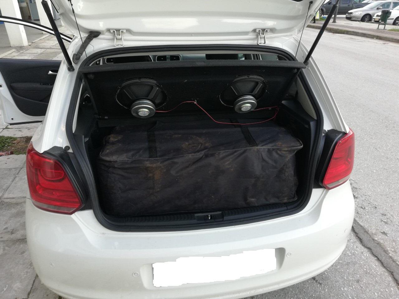 Drogë në makinë, shqiptari kapet nga policia greke