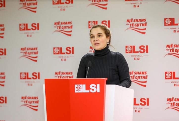 Kryemadhi i përgjigjet Ramës si doktoreshë: Futeni në qendër detoksifikimi psiqikun