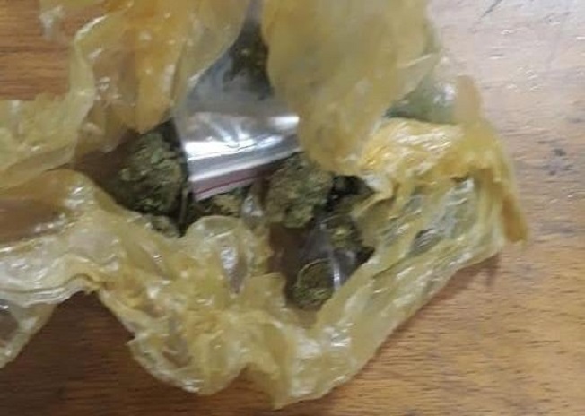 Shpërndanin drogë, kapet i riu në Durrës dhe 4 të tjerë