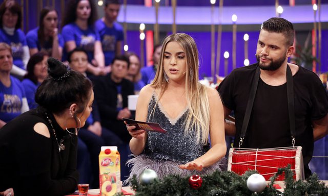 Flori Mumajesi është i lidhur me Kejsin apo Fifin?