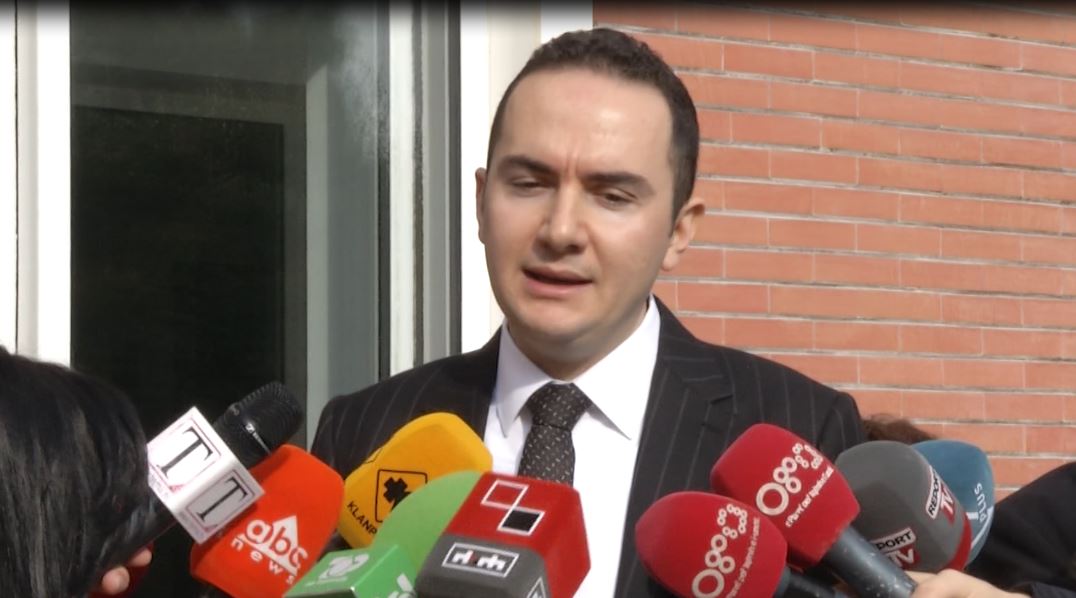 Salianji pa post në PD: S’ka rëndësi, unë luaj me zemër!