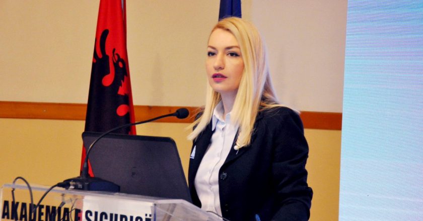 Zv.ministrja e Brendshme: Disa politikanëve i është prishur gjaku!