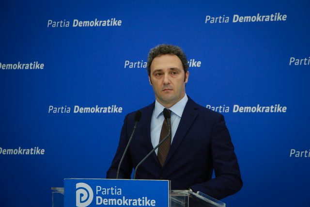 Dokumenti/ “Pafytyrësia e Ogerta Manastirliut me çmimet e shërbimeve dentare”