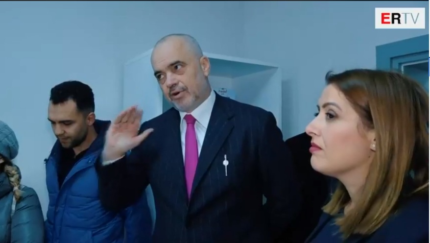 VIDEO/ “E paskan bërë derën për Braçen”, Rama batuta me mjekët