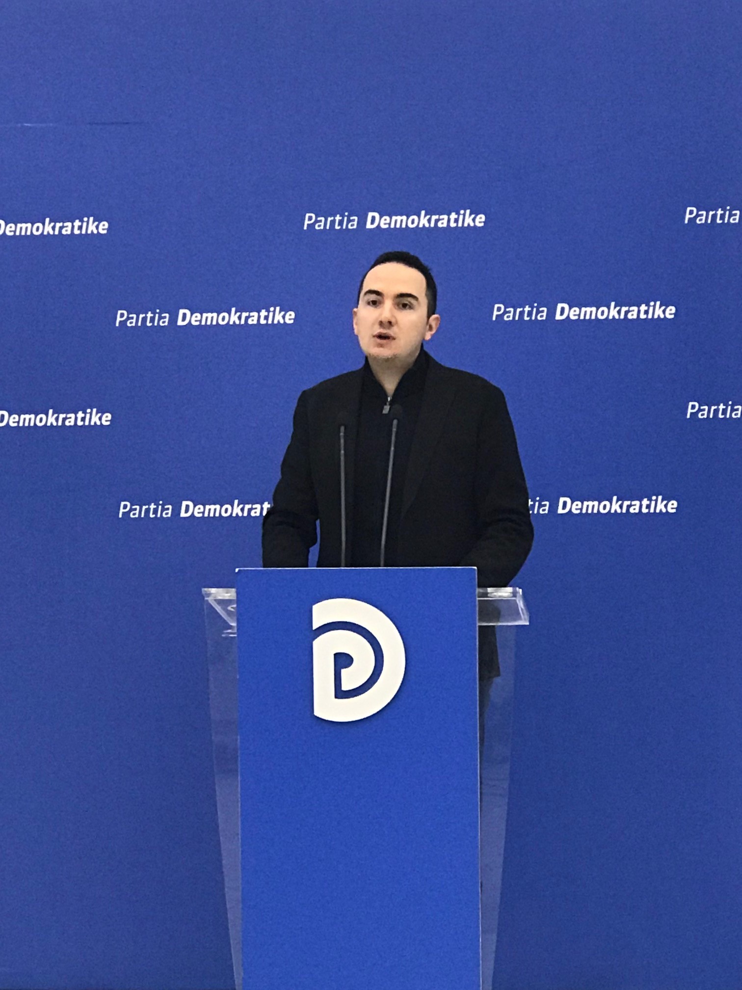 Përgjimet, Salianji: Rama nuk po mbron vetëm Dakon, por edhe veten nga arrestimi