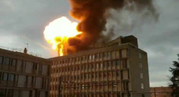 Zjarr dhe shpërthim bombolash në Universitetin e Lionit (VIDEO)
