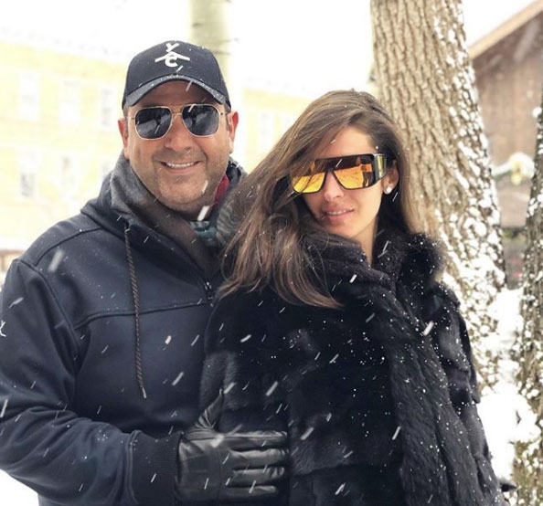 E ngacmojnë për burrin, Emina Cunmulaj i kthehet komentuesit