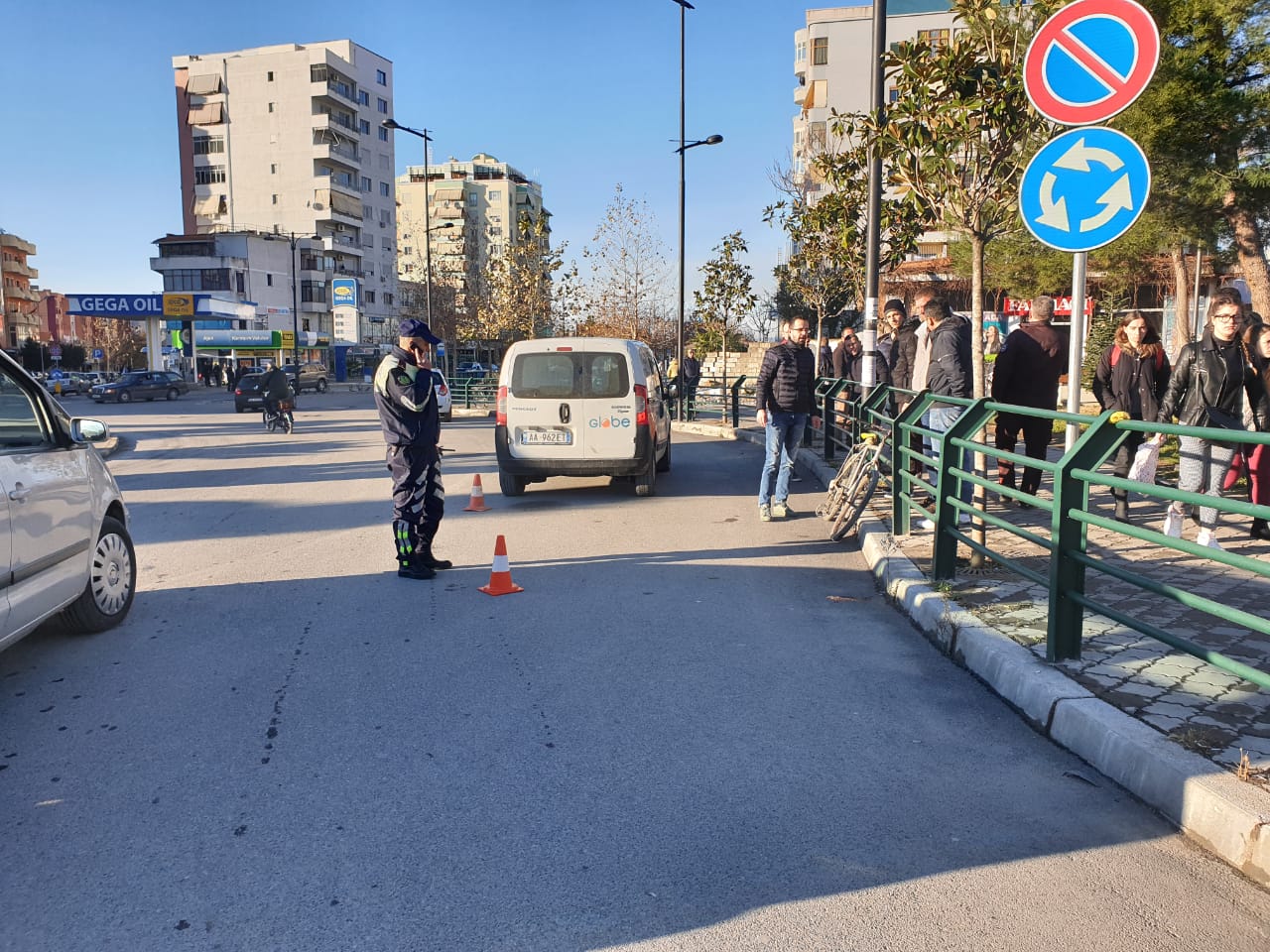 Aksident në qendër të Elbasanit, në gjendje të rëndë i moshuari