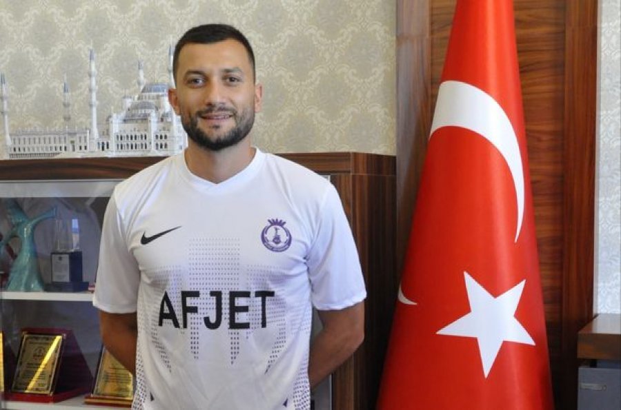 Arapi lirohet nga turqit, të enjten prezantohet tek Teuta!