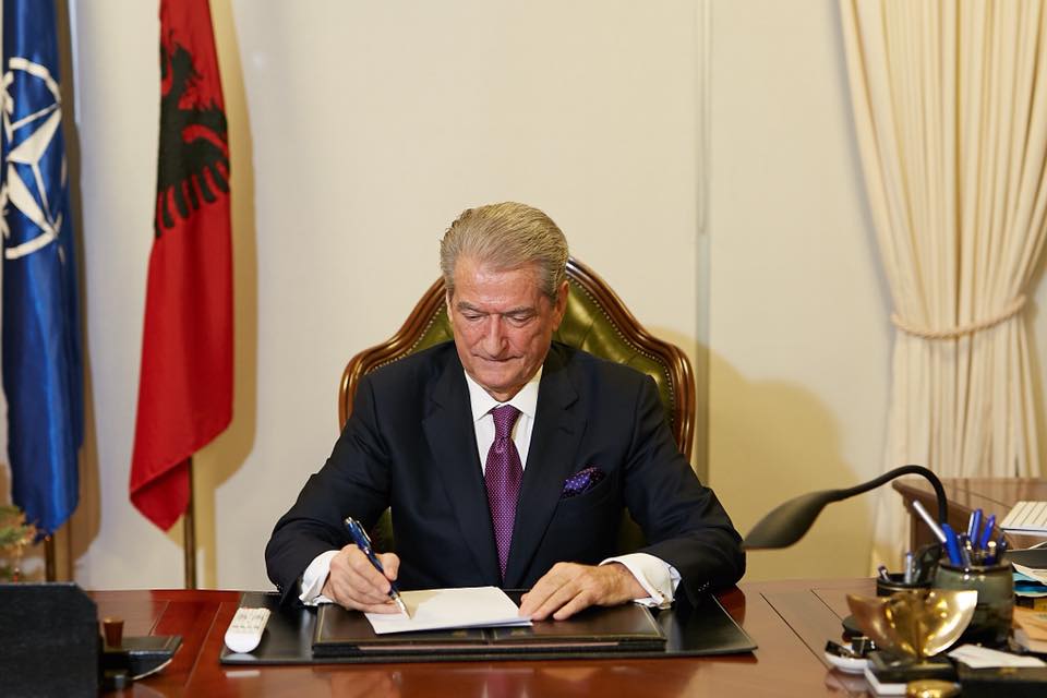 Berisha: Rama shndërroi PS-në në organizatë trafikantësh, po demonizon FRESSH-in