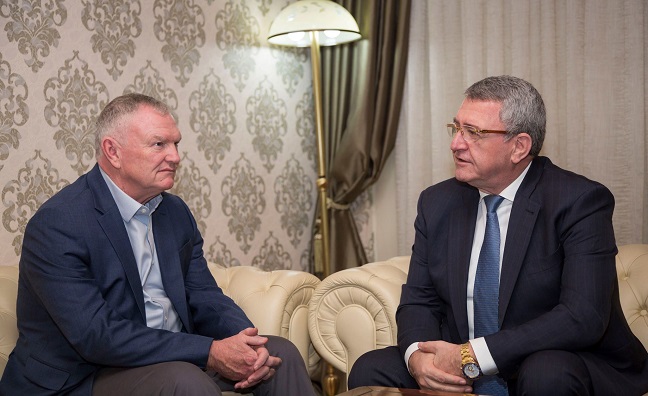 Presidenti i Federatës angleze: Duka një kandidat i madh, ka bërë mirë në futbollin shqiptar!