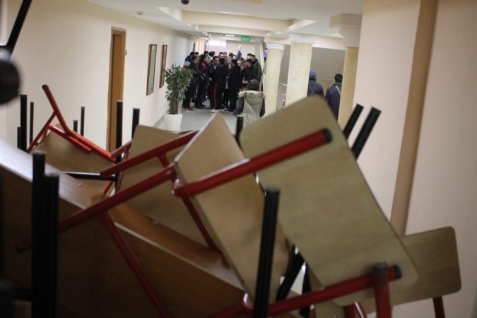 “E premtja e zezë riktheu në Tiranë, Prishtinën e vitit 1981”