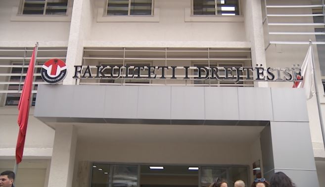 APA: Kërkojmë rishikimin e të gjitha VKM-ve që cënojnë autonominë universitare