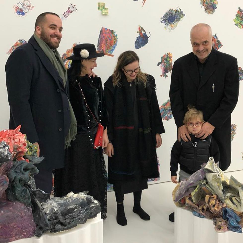 Të gjithë në Berlin, kryeministri Rama ndan me ndjekësit momentin familjar