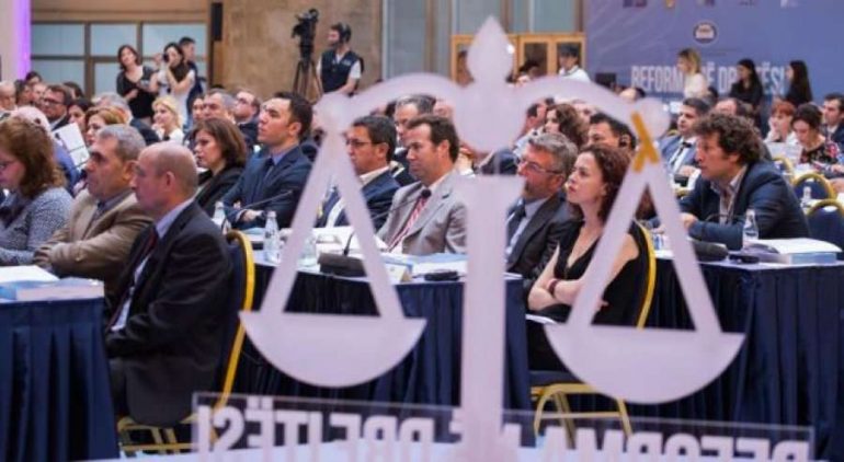 ‘Koha për kontributin tuaj’, BE mesazh prokurorëve shqiptarë