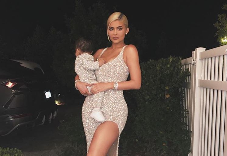 Kylie Jenner sërish shtatzënë?