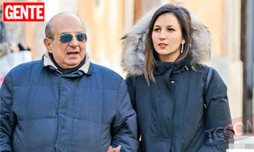 Prezantuesi i njohur 71-vjeçar me të dashur 22-vjeçare (FOTO)