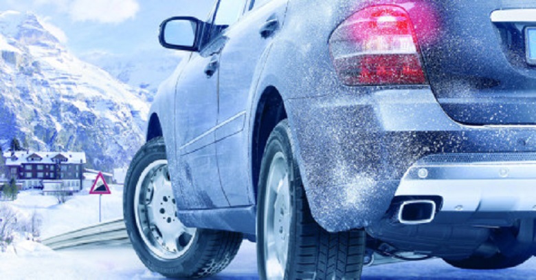 Përse nuk duhet ta nxehni motorin e makinës në dimër