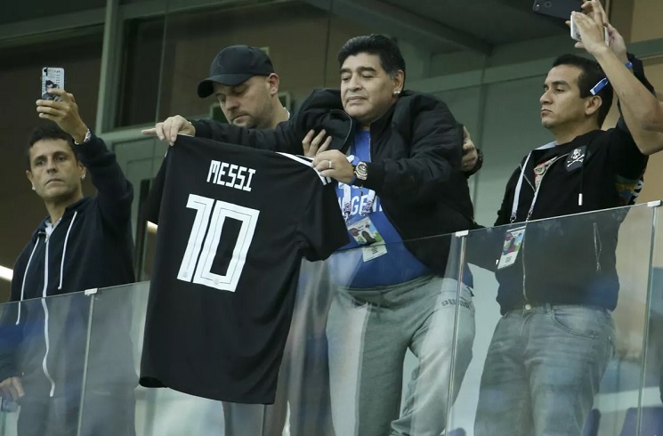 Maradona për Messin: Nuk është një lider, më mirë të mos kthehet tek Argjentina!