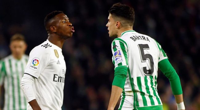 “Më quajti 3 herë bir k**ve”, ish-mbrojtësi i Barcelonës përplaset me madrilenin