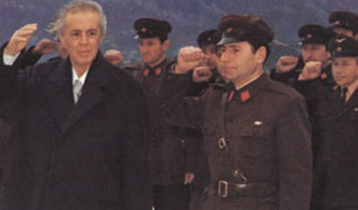 Ndahet nga jeta ish-ministri i Mbrojtjes