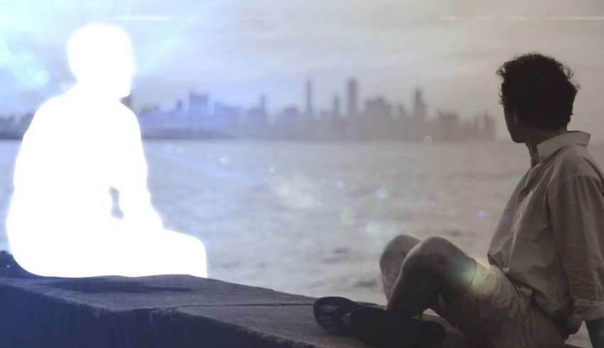 Çfarë fshihet pas fenomenit që të duket sikur të flet dikush