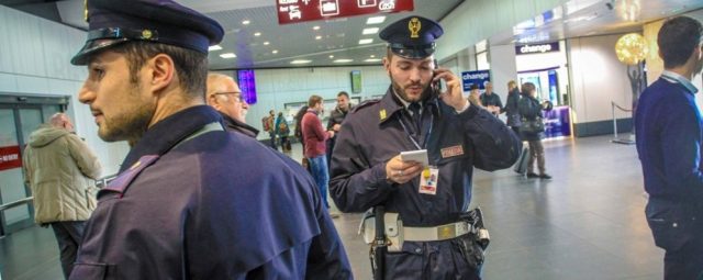 Vrasësi shqiptar zbulohet nga kontrolli rutinë në aeroportin italian