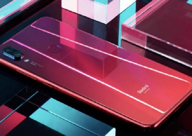 Prezantohet telefoni me kamer &#8220;shpërthyese&#8221;