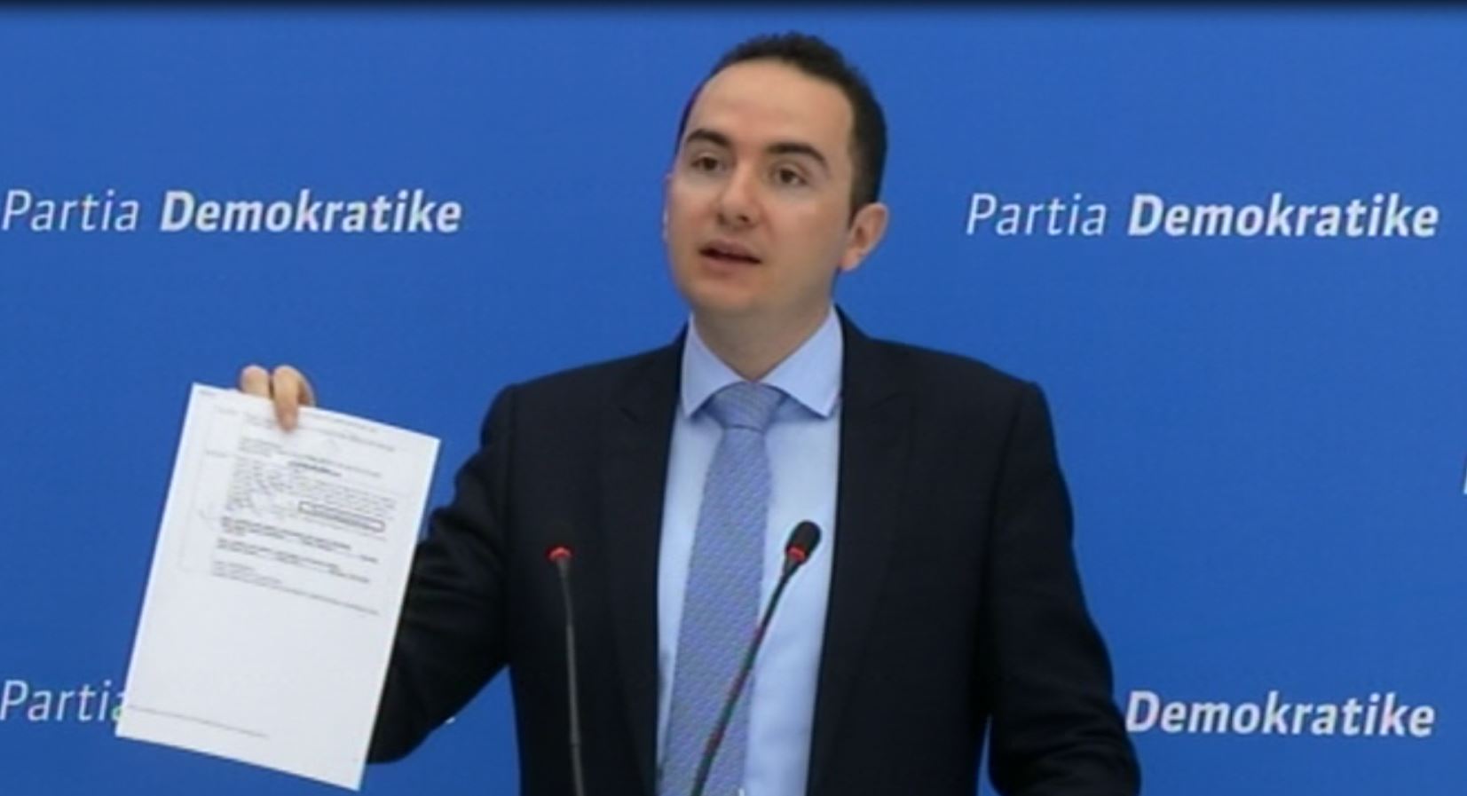 Salianji: Qeveria po iu shpërndan kuponë organizatave të PS për të blerë votuesit