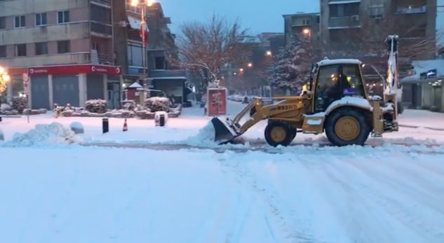Shembet çatia e karburantit nga bora, humb jetën një person