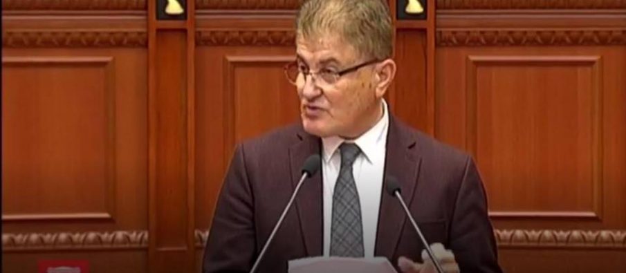 Dhuna në fakultete, Rrokaj: Universiteti goditet në zemër e në asht!