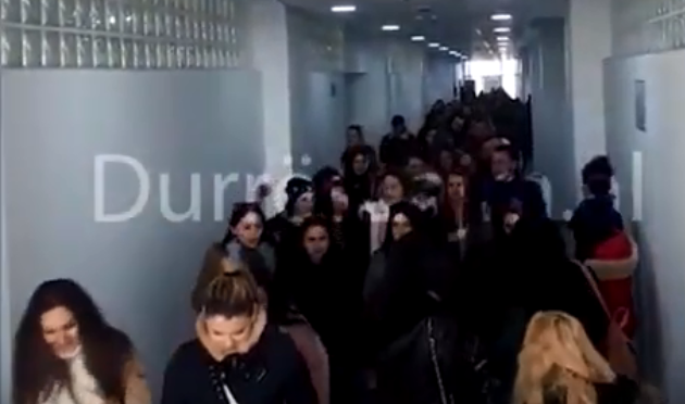 Vijon ngujimi i studentëve të UAMD-së (VIDEO)