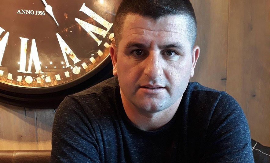 U vra pas sherrit në lokal, ky është viktima, në kërkim autori i vrasjes