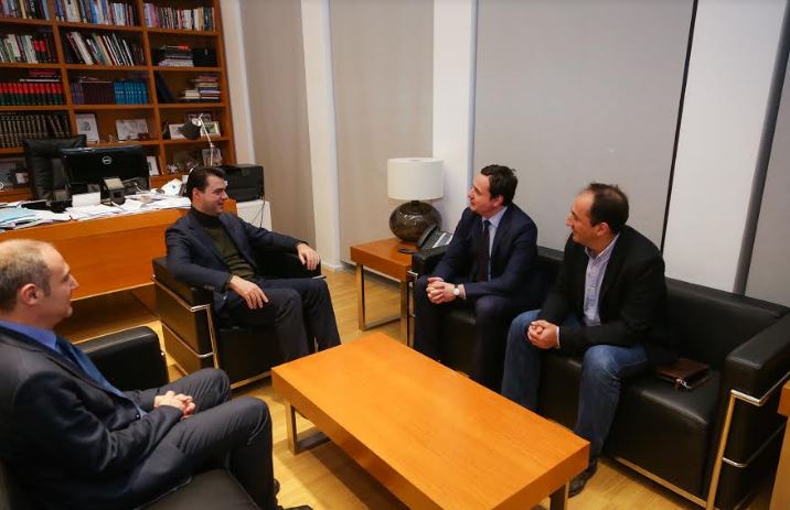 Basha dhe Kurti flasin për dialogun me Serbinë: Të mos preket territori i Kosovës