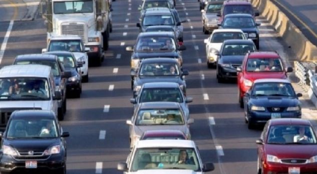 Procedura e re, ja si bëhet ndryshimi i pronësisë së makinave