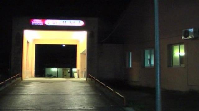 U hodh nga kati i tretë, humb jetën 64-vjeçari në spital