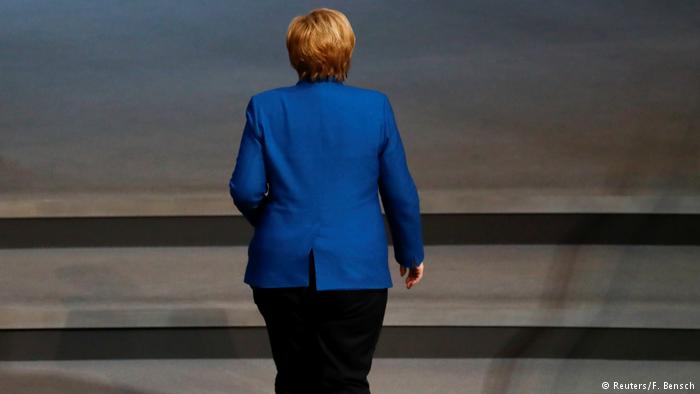 Angela Merkel mbyll faqen e Facebook
