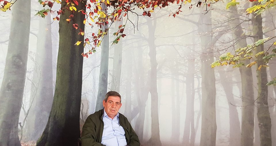 Durrës, gazetari dhe dramaturgu i njohur feston 65-vjetorin e lindjes