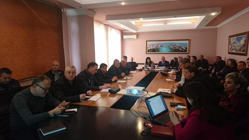 Durrës, analiza vjetore e luftës kundër kanabisit në Prefekturë, mediat nuk njoftohen