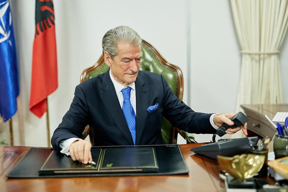 Ekzekutimet mafioze në Vlorë, Berisha: Po eleminohen dëshmitarët!