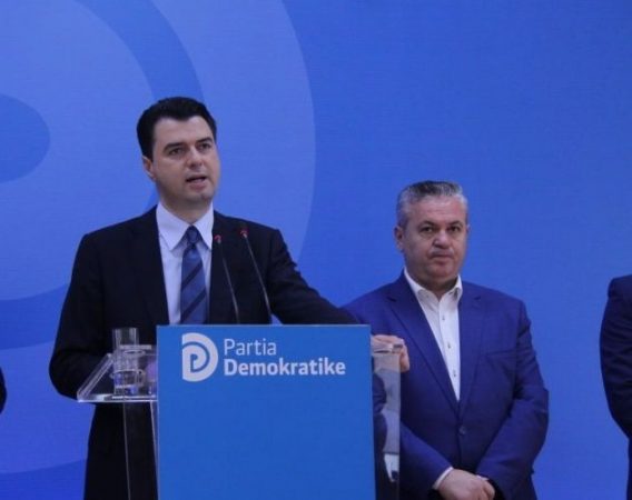 Kryesia e PD vendos përjashtimin e deputetit Myslym Murrizit