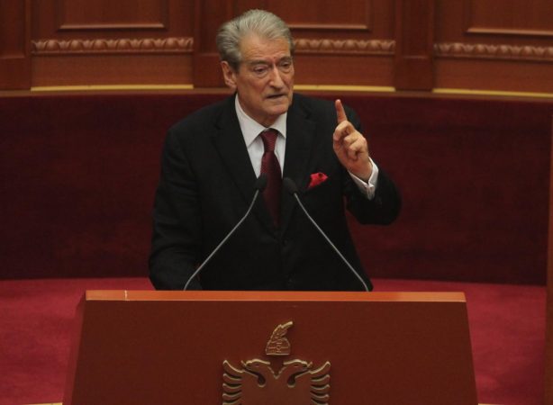 Berisha: Rama po bëhet sherri i Ballkanit, Merkel refuzoi takimin