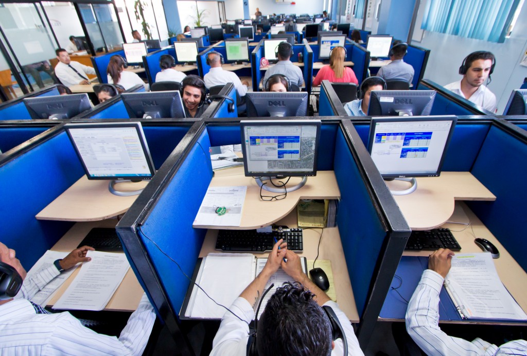 510 mijë euro dëm, arrestohen 9 persona në Tiranë që vidhnin kompaninë celulare