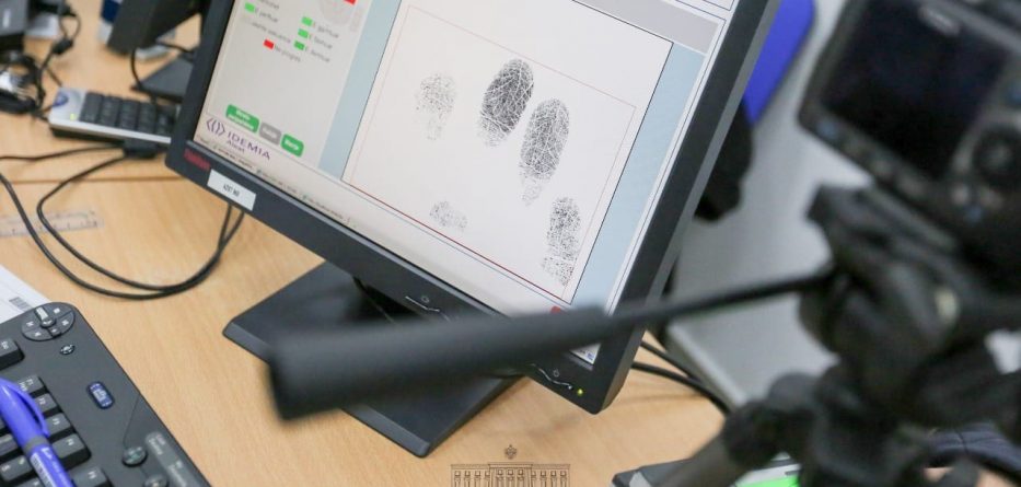 Zyrat e aplikimit për karta ID, të hapura edhe të shtunën