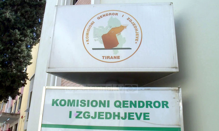 Dorëheqja e deputetëve të opozitës, KQZ kërkesë Kuvendit: Specifikoni vakancat